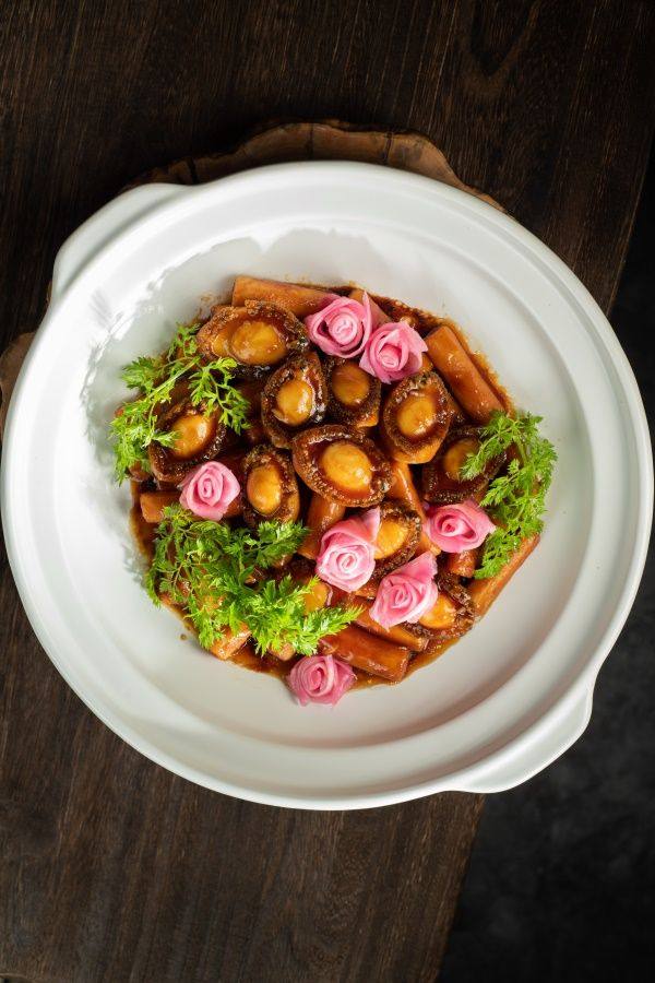 松露汁铁棍山药烧鲜鲍