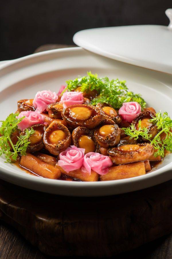 松露汁铁棍山药烧鲜鲍