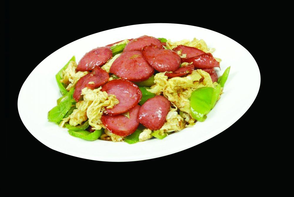 红肠尖椒炒鸡蛋