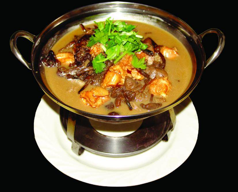 锅仔小鸡炖蘑菇